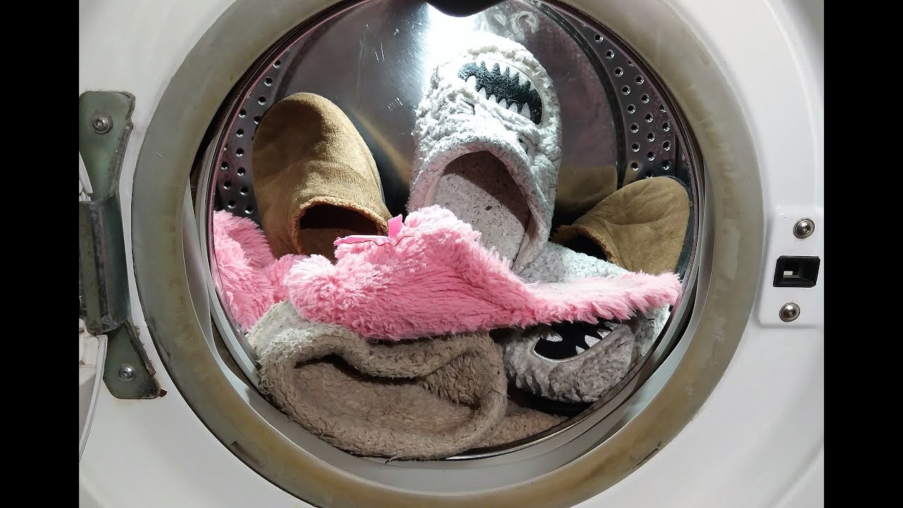 slippers in the washing machine