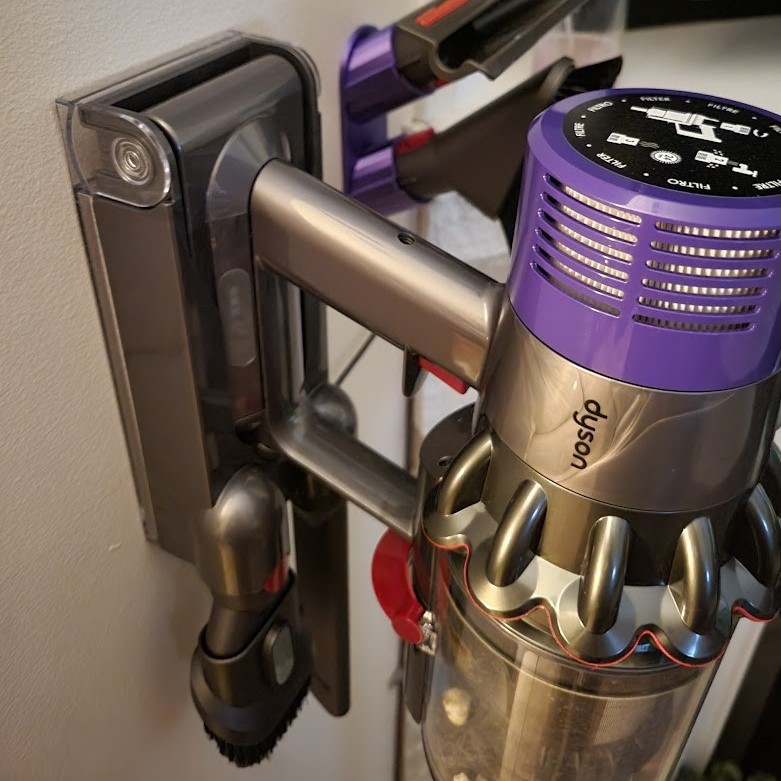 dyson wall mount vacuum