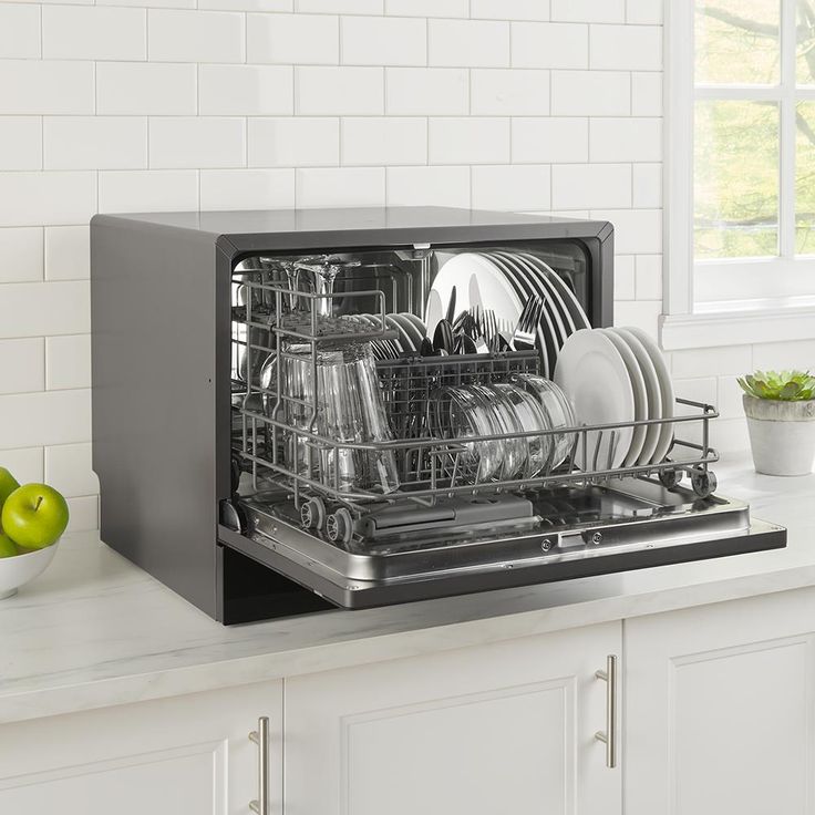 Compact dishwasher