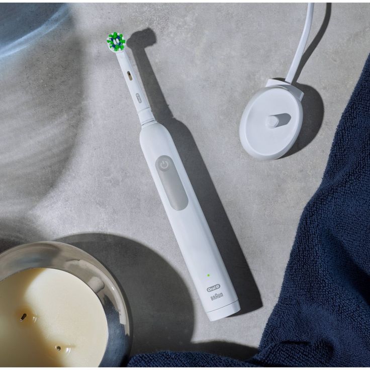 Rechargeable toothbrush
