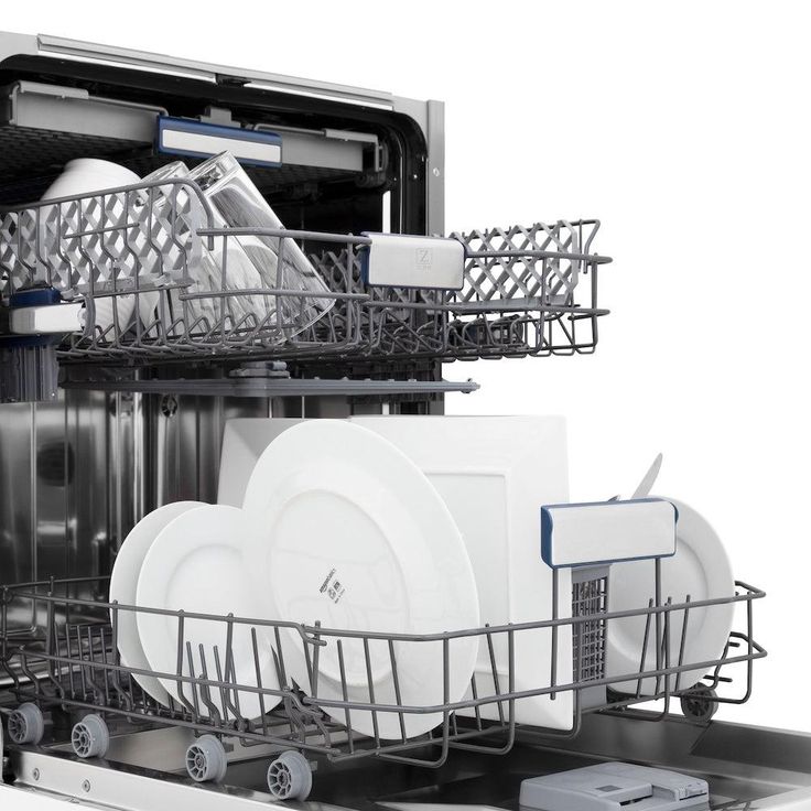 Household dishwasher