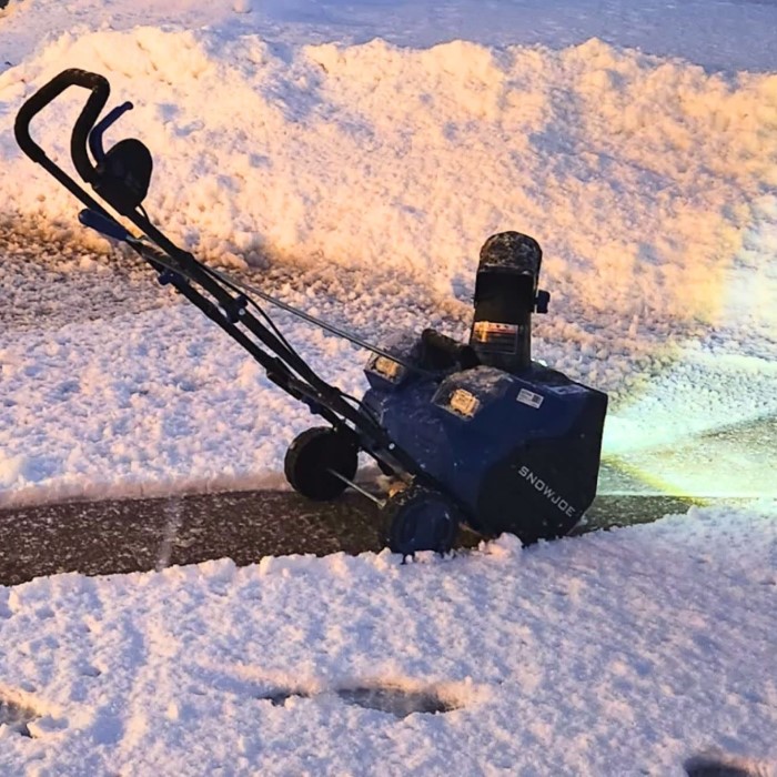 best cordless electric snow blower