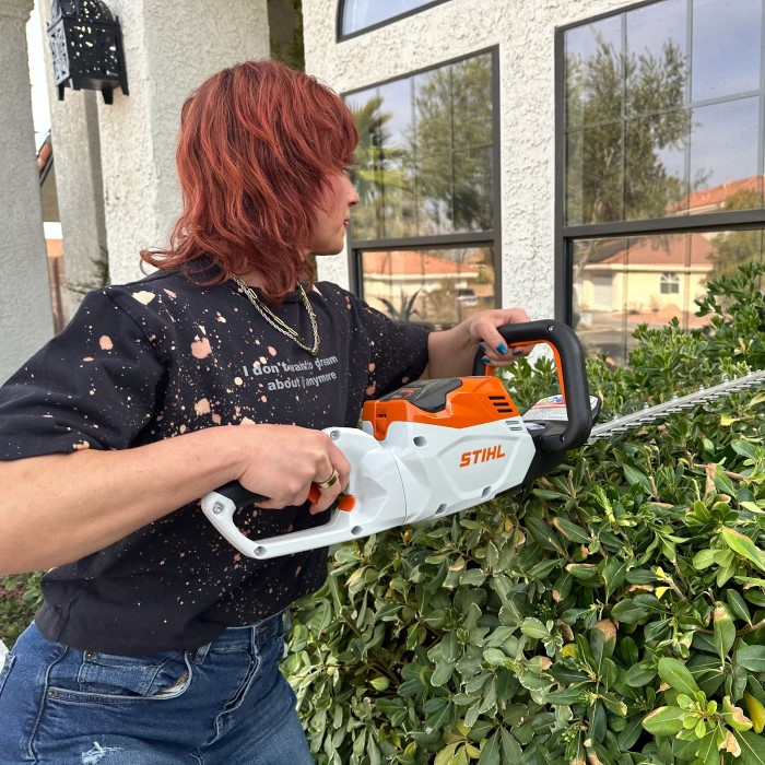 best battery hedge trimmer