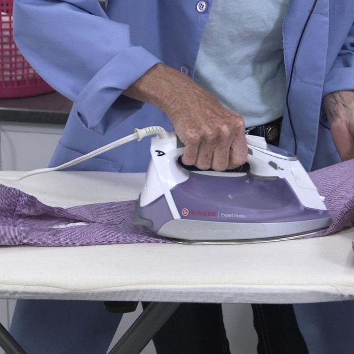 how to iron a shirt